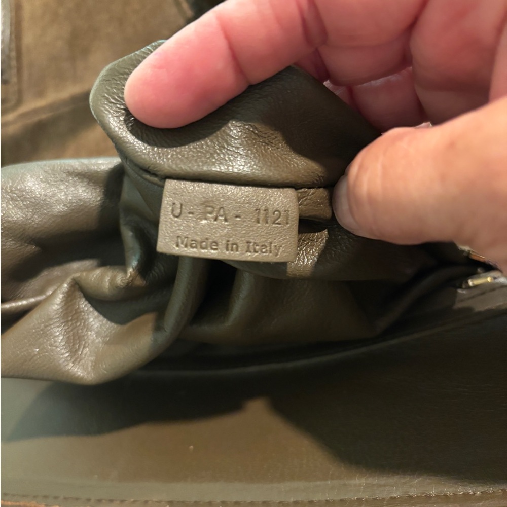 Celine Luggage Phantom Suede Tote Bag - Picture 3 of 16